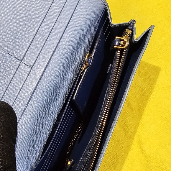 PRADA SAFFIANO FIOCCO - Picture 2 of 12